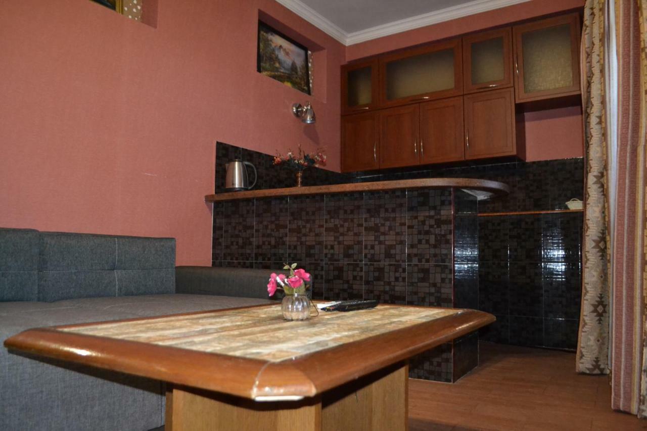 Anano Apartment On Botanikuri Tbilisi Exterior photo